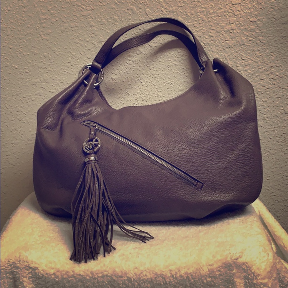 Michael Kors shoulder purse.